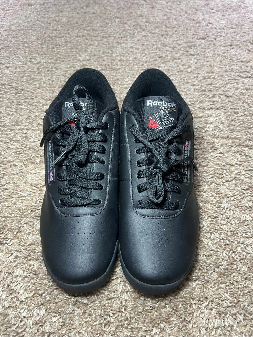 Reebok Classic Men's Black Sneakers with Red Logo Accent